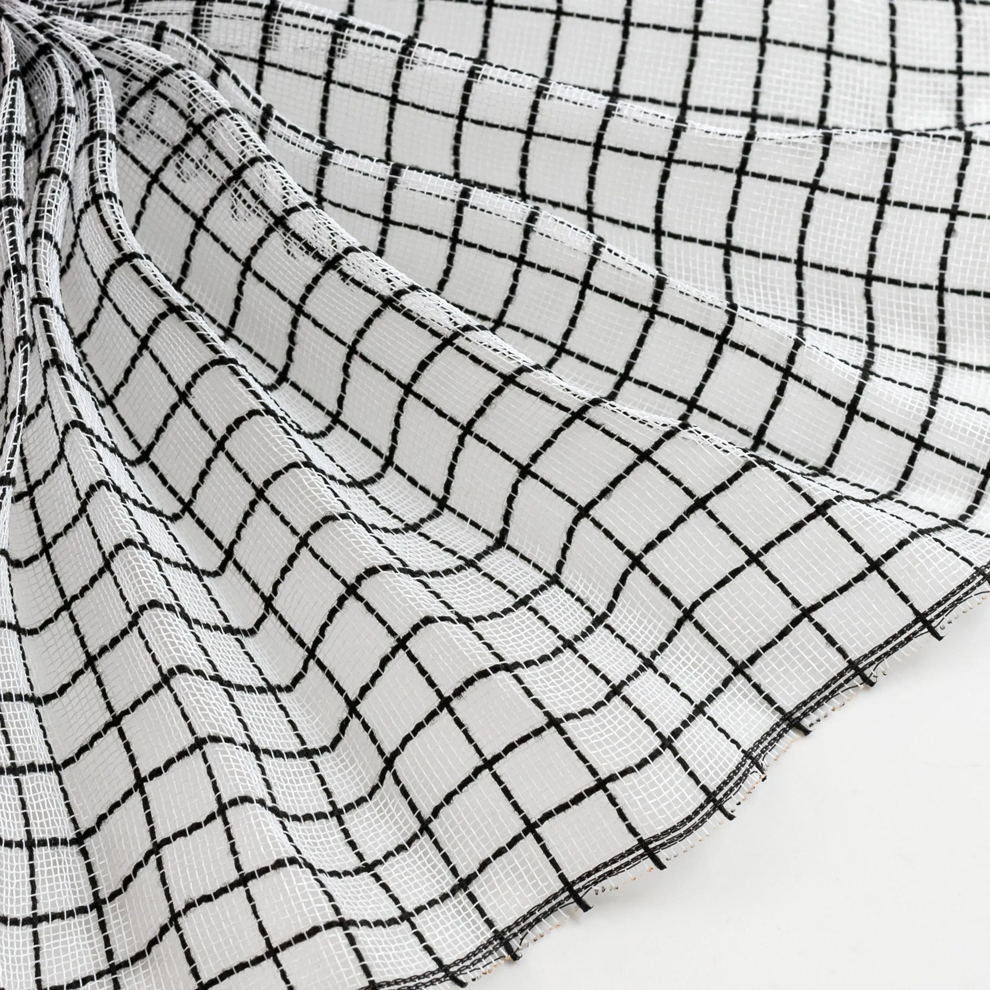 10" Fabric Fine Weave Check Mesh: White with Black
