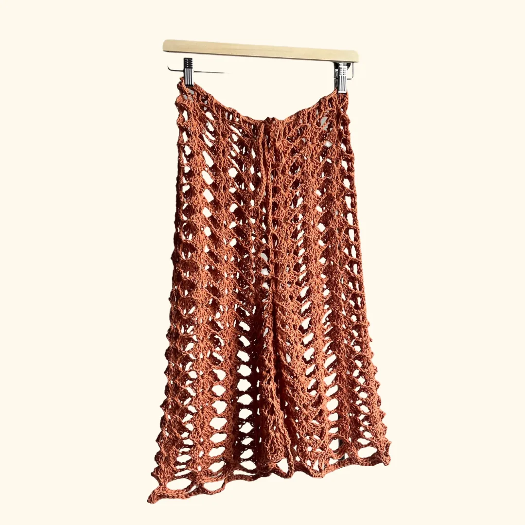 CARNATION SHORTS