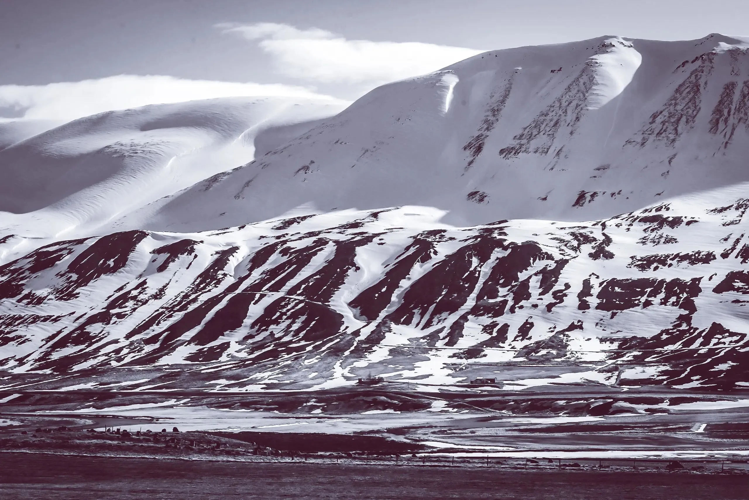 Exploring Iceland's Volcanoes and Enchanting Valleys