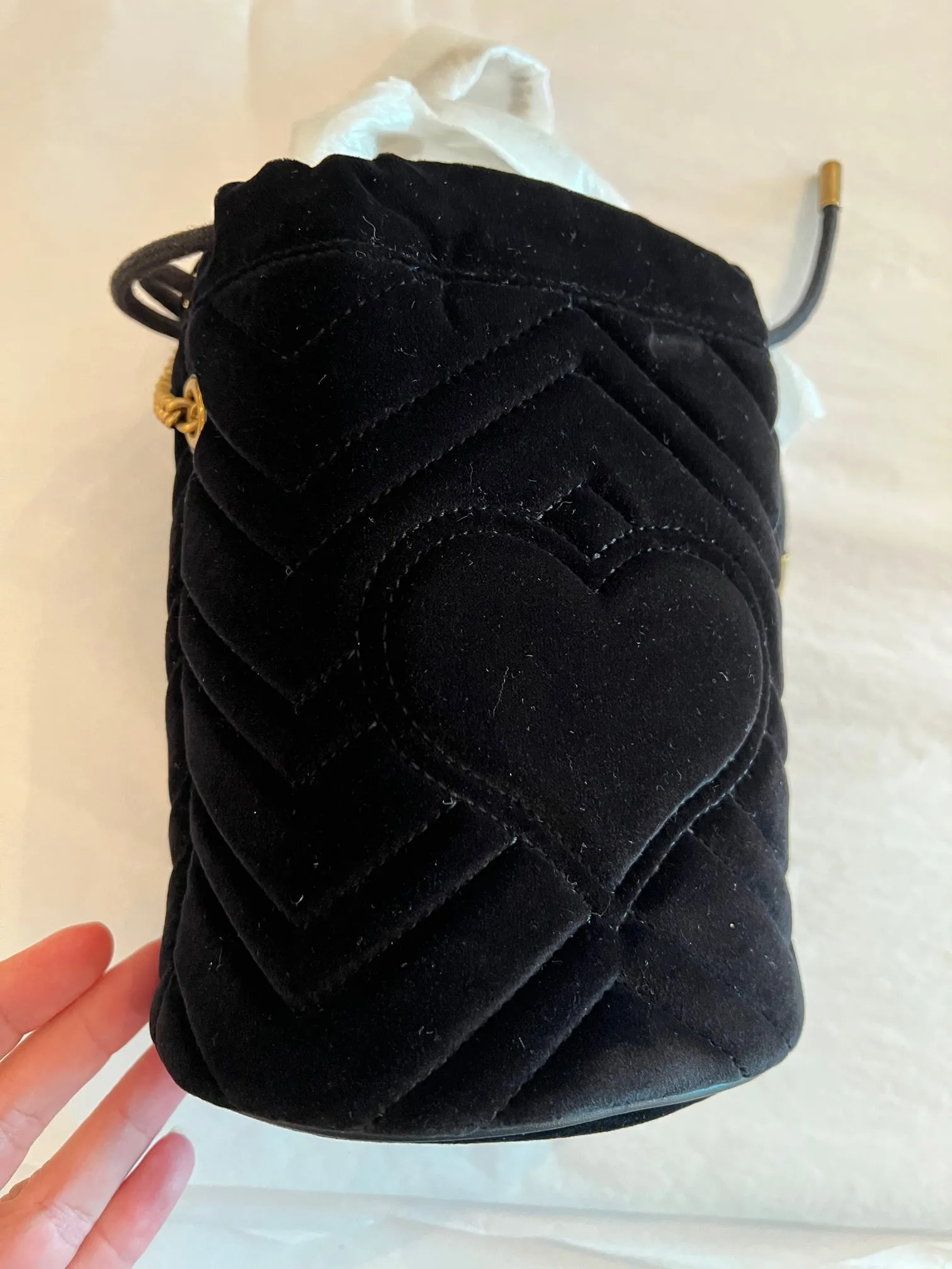 Gucci GG Marmont Mini Bucket Velvet Bag Black Gold Drawstring Italy Handbag New