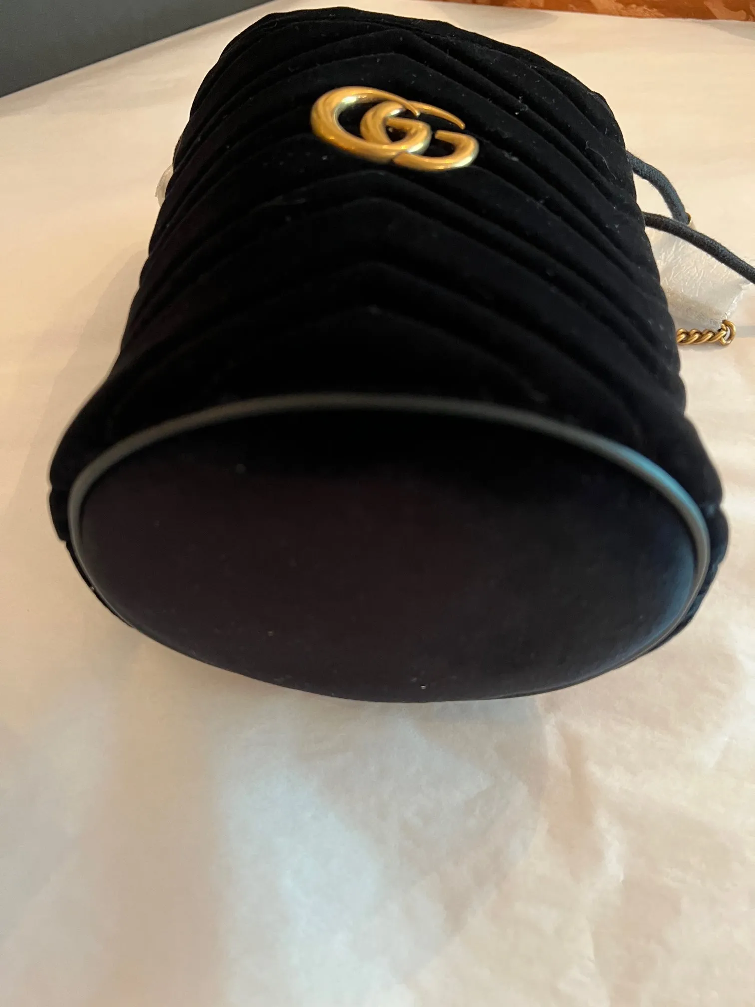 Gucci GG Marmont Mini Bucket Velvet Bag Black Gold Drawstring Italy Handbag New
