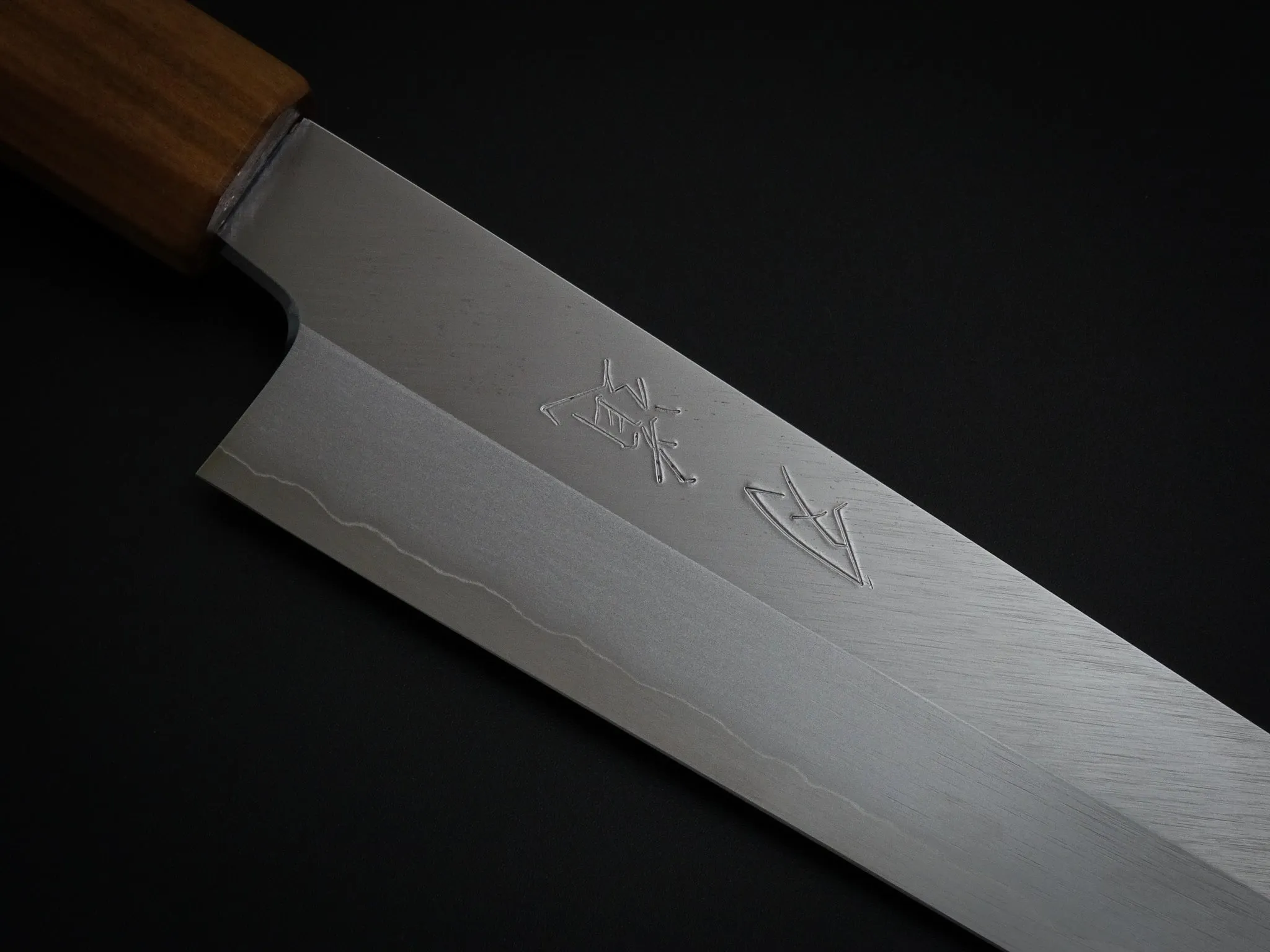 HADO GINSAN SUJIHIKI 240MM SAKURA / CHERRY HANDLE FORGED BY SHOGO YAMATSUKA