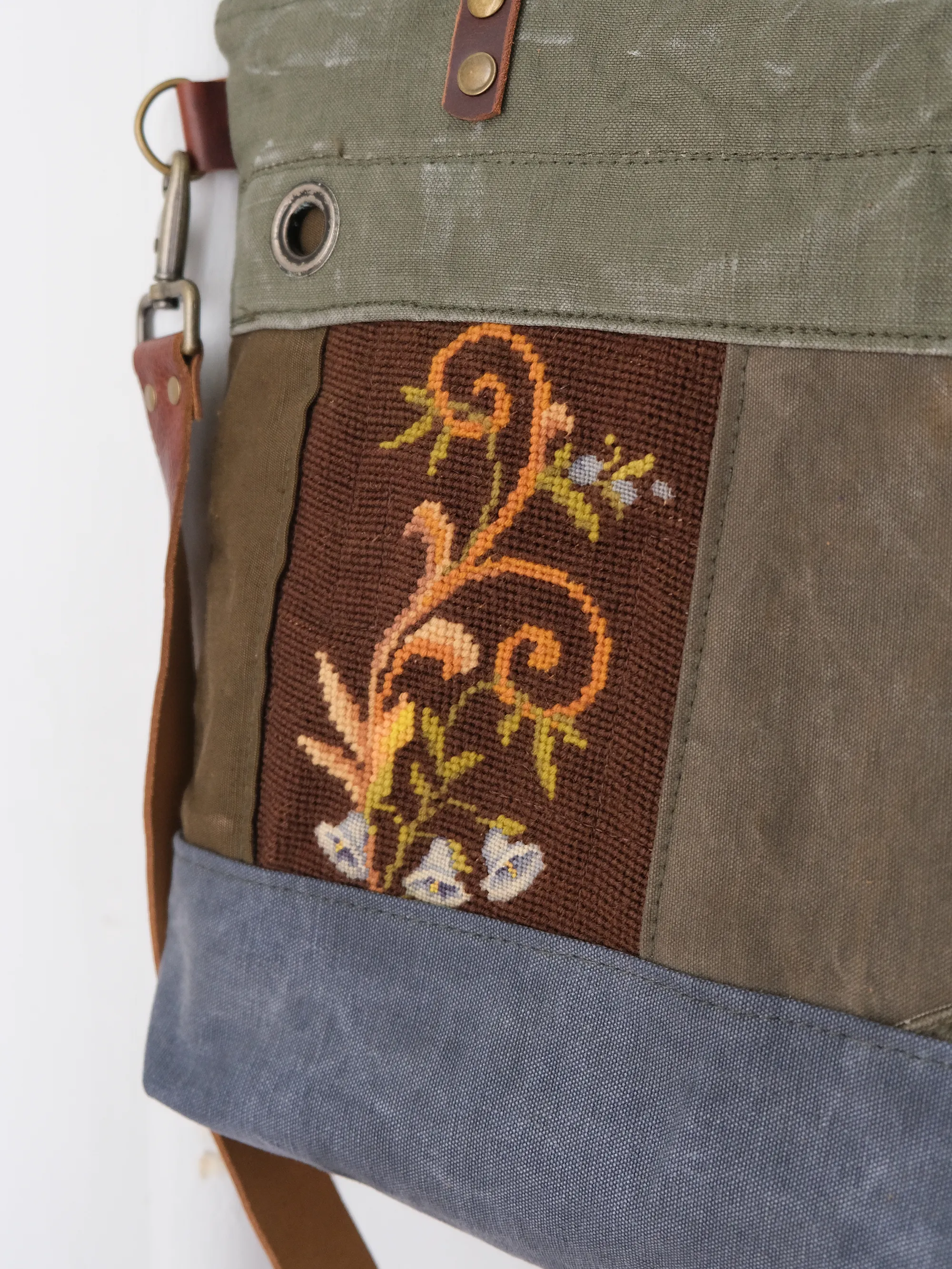 Heritage Tote No. 128