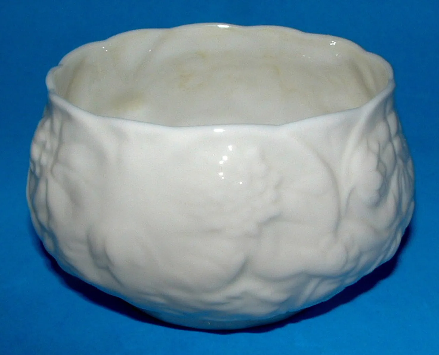 Irish Belleek Lotus Sugar Basin Bowl Luster 2nd Green Mark 1955-1965 As Is