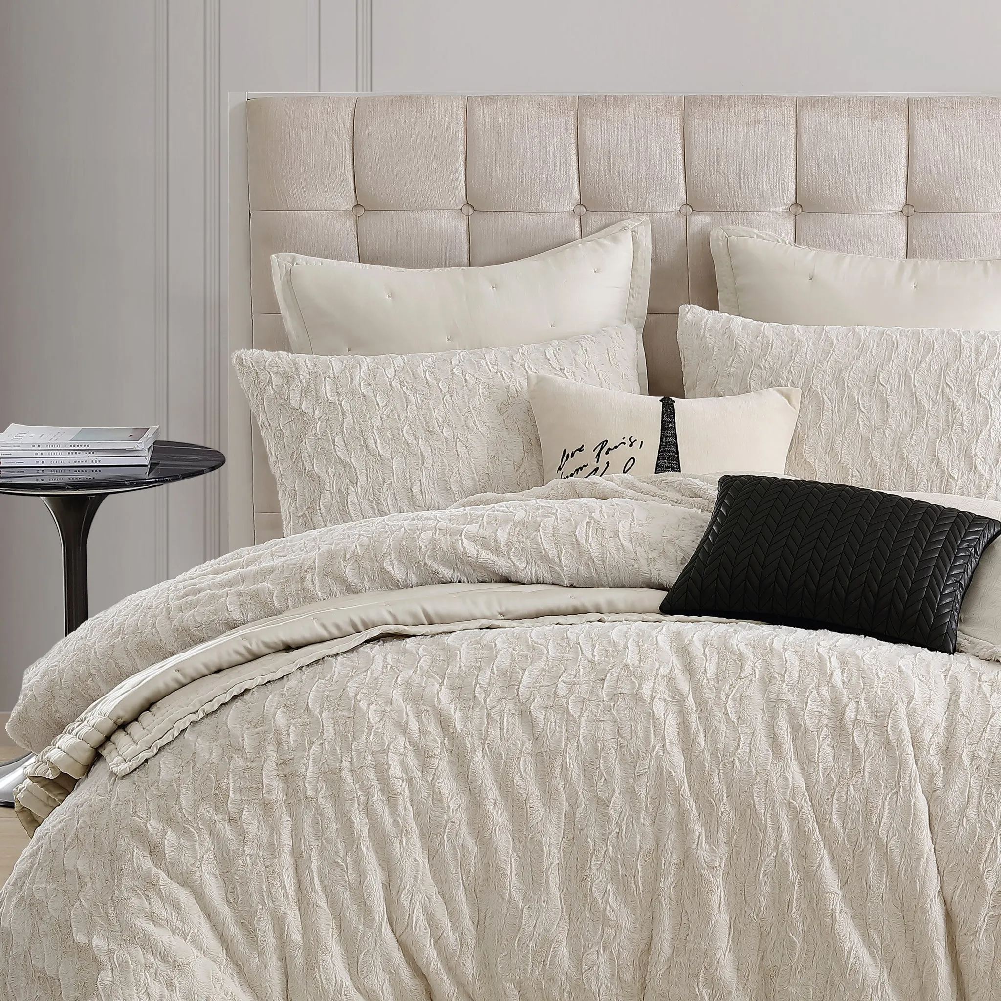 KARL LAGERFELD PARIS Heavenly Faux Fur Comforter Set