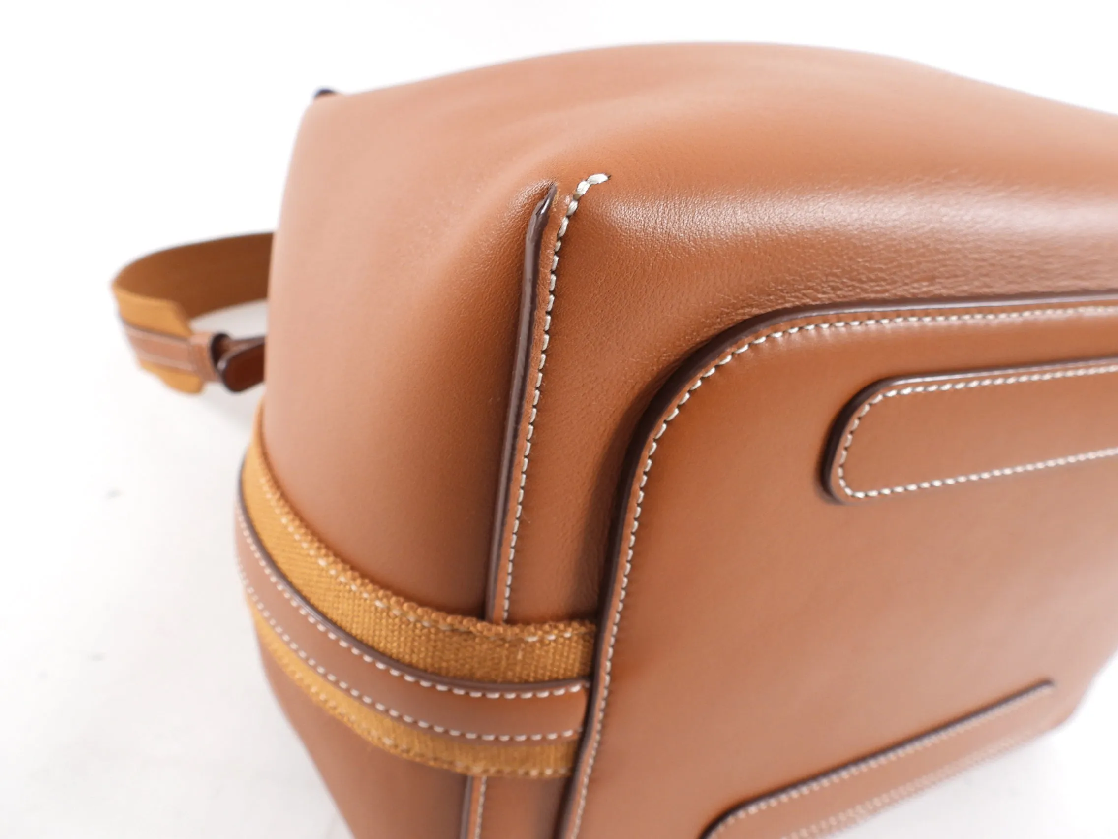 Loro Piana Tan Leather Large Bale Bucket Shoulder Bag