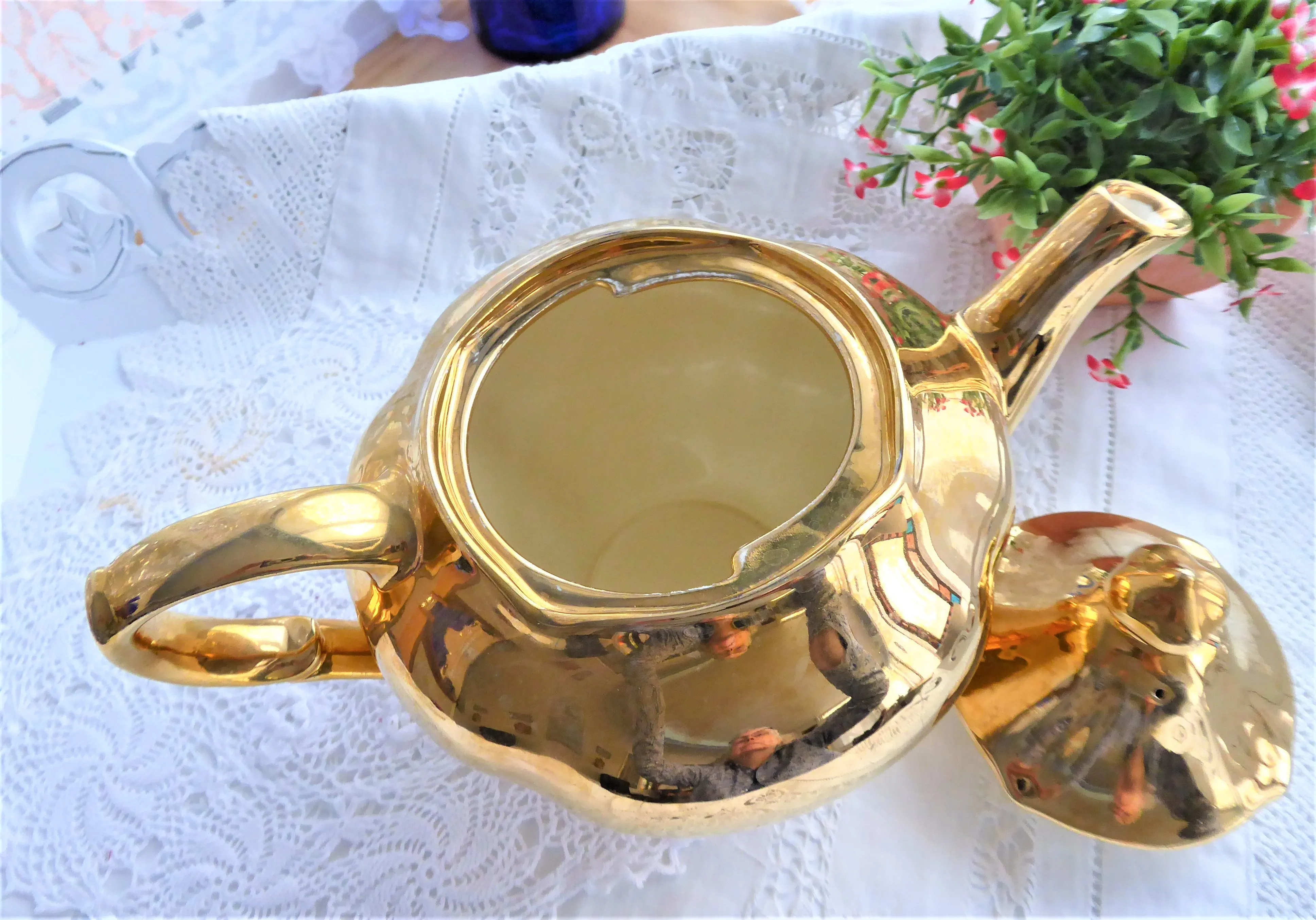 Luxe Royal Winton Golden Age Teapot 1960s Gold Luster Large Tea Pot