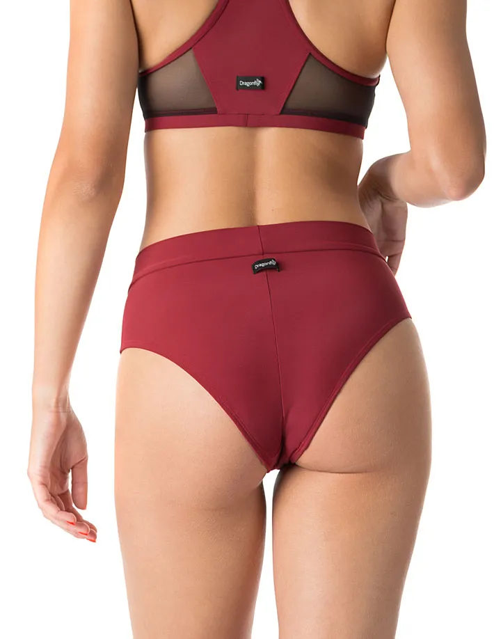 Mesh pole shorts Molly