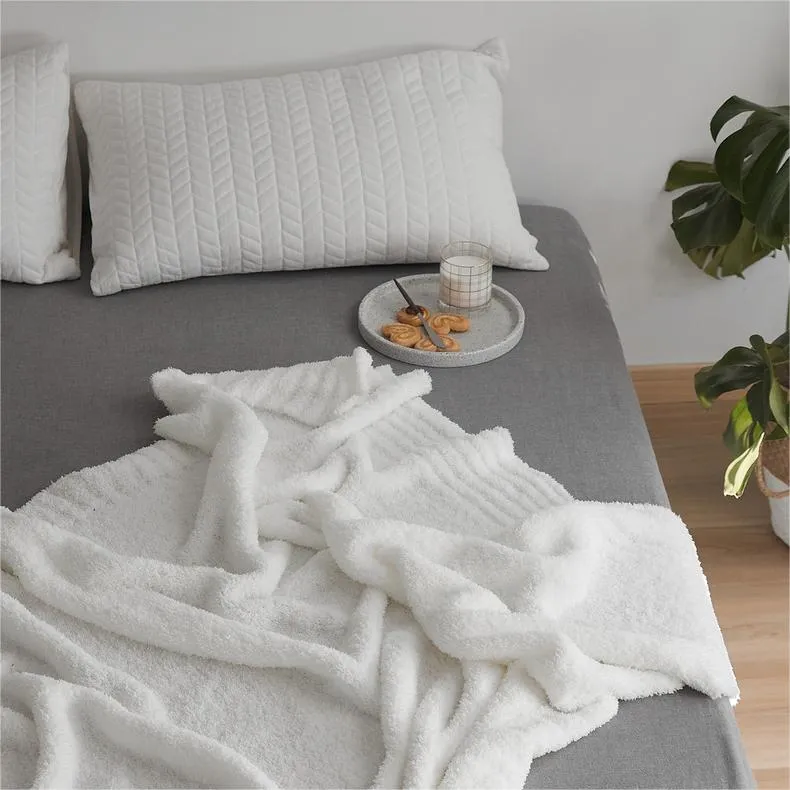 Microfiber Solid Color Throw