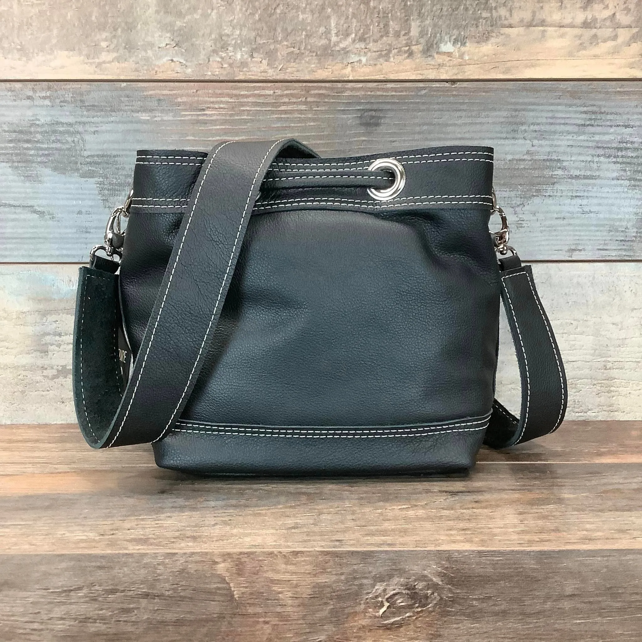 Mini Feed Bucket - #57970