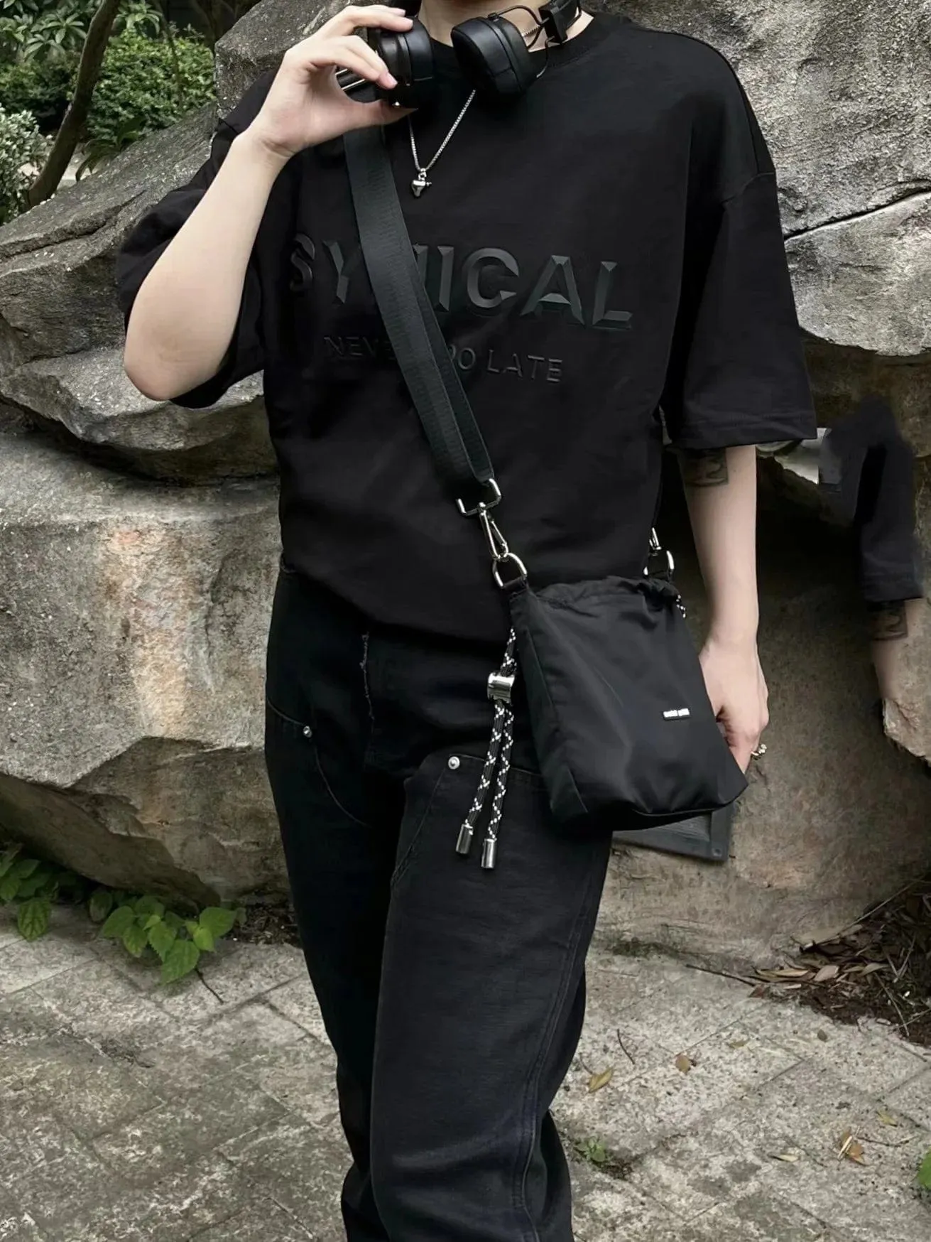 Quinn Mini Shoulder Bag