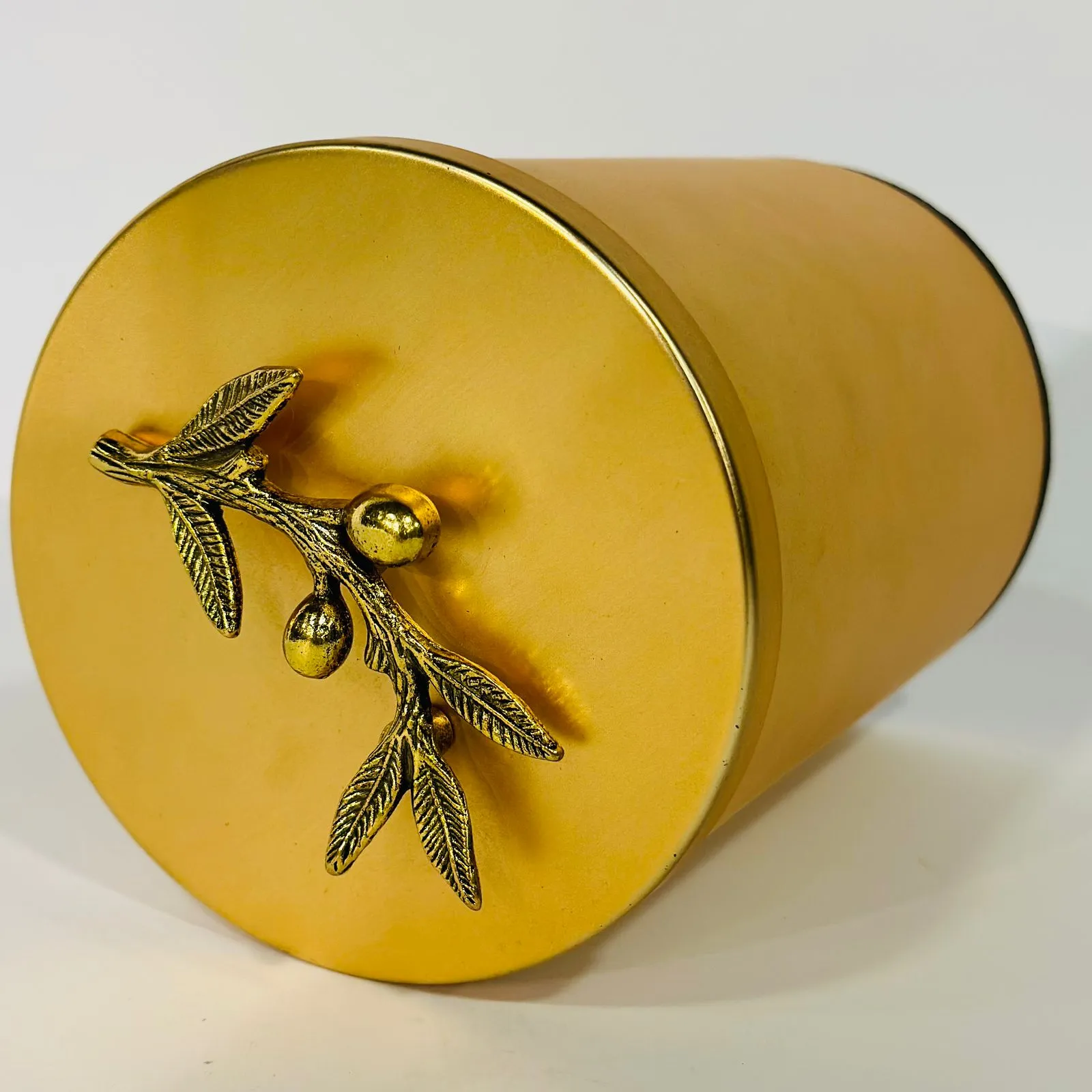 Round Gold Jar-Orchid