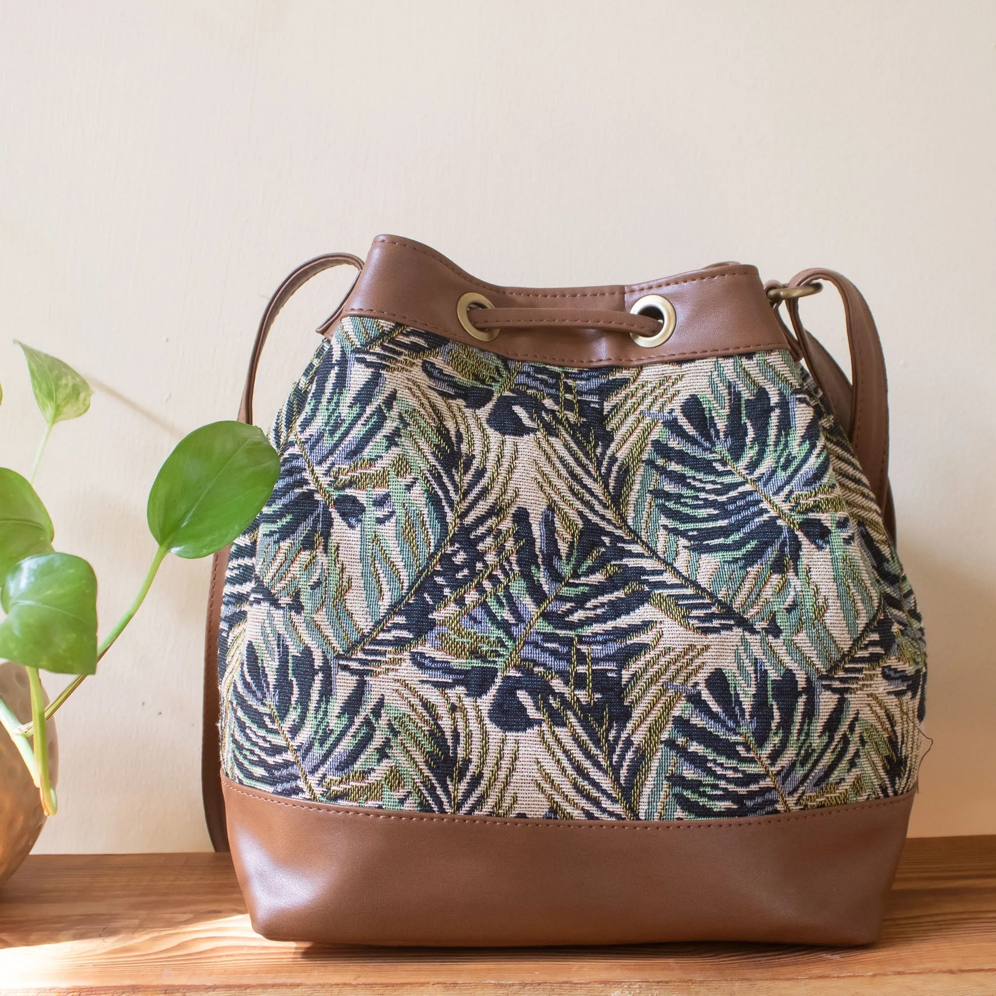 The Bucket Bag - Green Maple