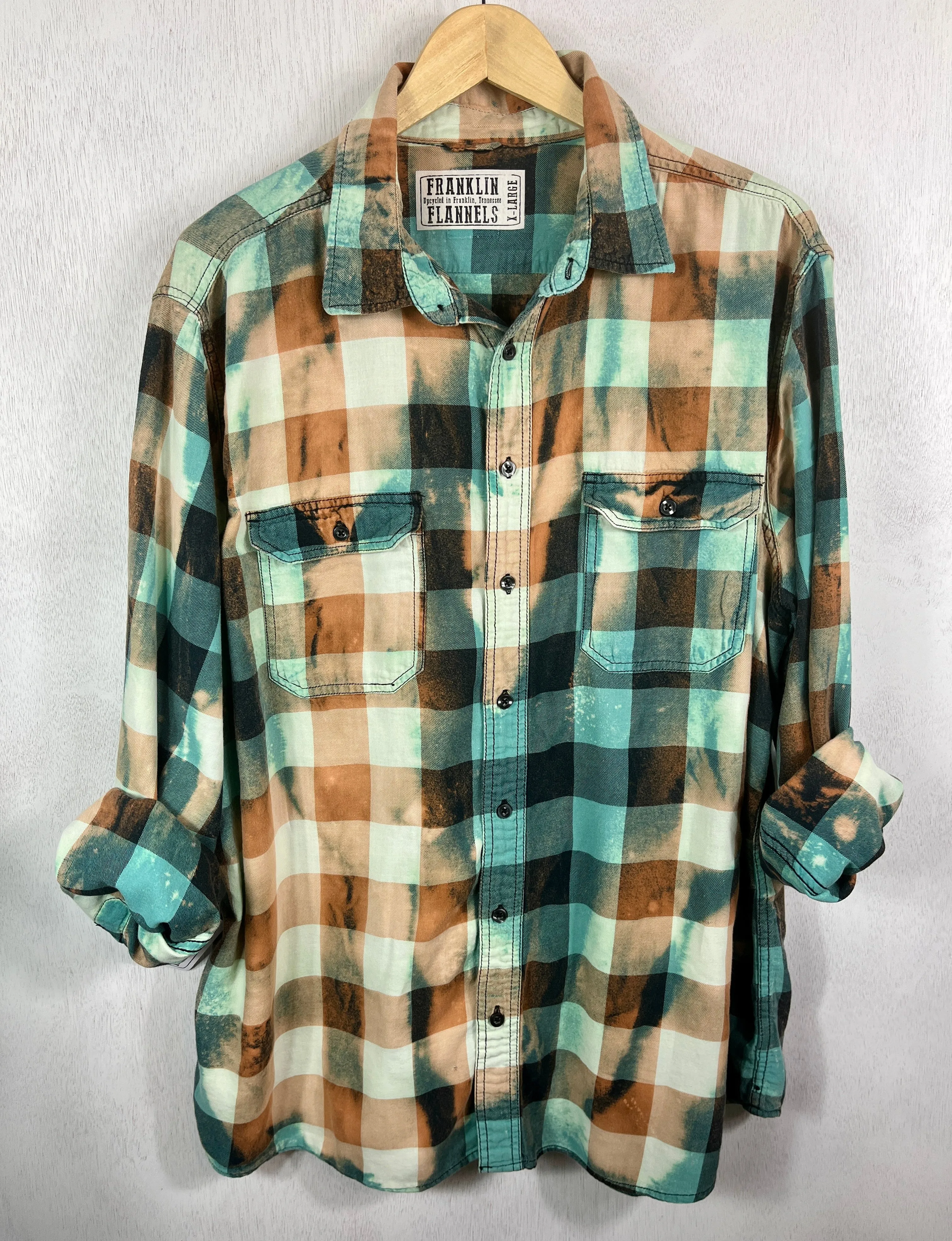 Vintage Seafoam Green, Rust, Black and White Lightweight Cotton Size XL